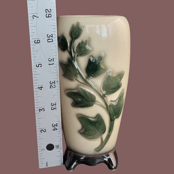 Vintage 1950s Royal Copely Cream and Black "Ivy" Footed 7" Vase - Picture 5 of 5